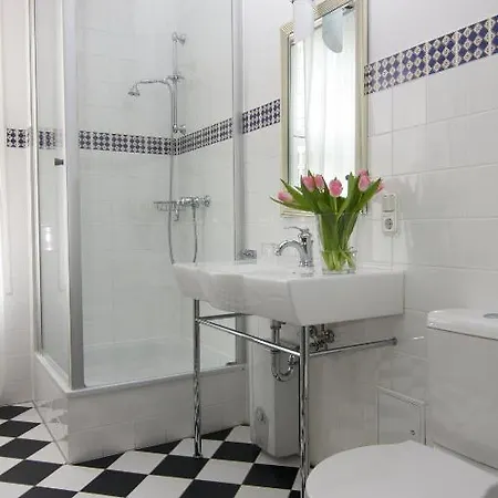 Kunsthaus Guest house 3*