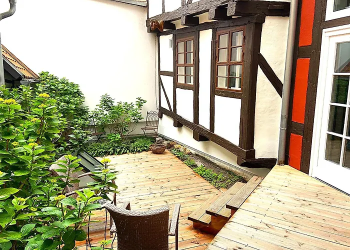 Pensionat Kunsthaus Mit Fruehstueck Im Theophano Quedlinburg