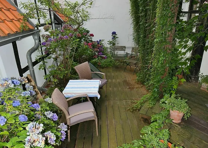 Pensionat Kunsthaus Mit Fruehstueck Im Theophano Quedlinburg