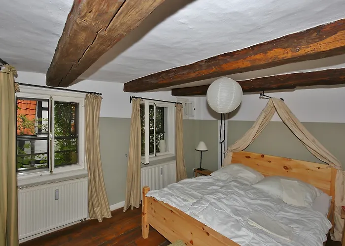 Kunsthaus Mit Fruehstueck Im Theophano Pensionat