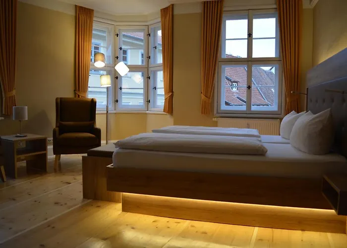 Kunsthaus Mit Fruehstueck Im Theophano